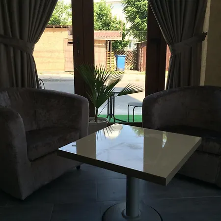 Hotel Lucas Boutique 3*